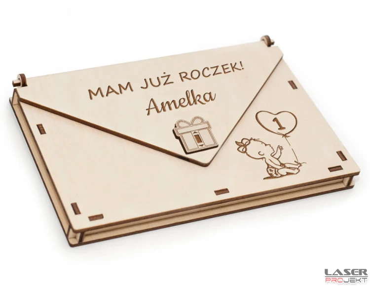 miniaturka_koperta_roczek_dziewczynka.jpg