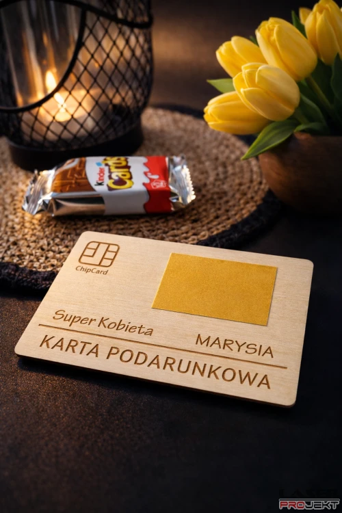 KinderCards_DzieńKobiet_imienne_tło3.png